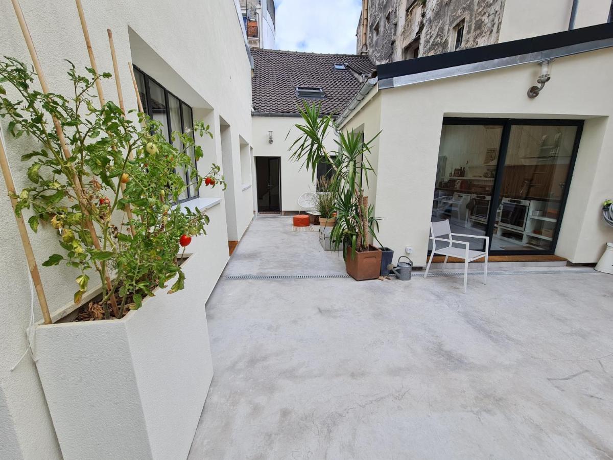 Le Saint Christophe - Mairie D'Aubervilliers Ligne 12 المظهر الخارجي الصورة