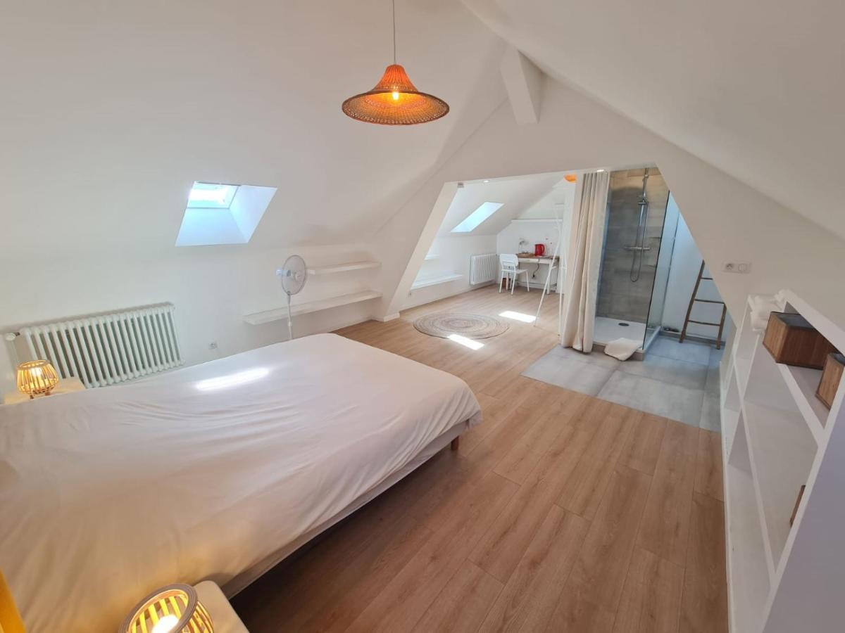 Le Saint Christophe - Mairie D'Aubervilliers Ligne 12 المظهر الخارجي الصورة